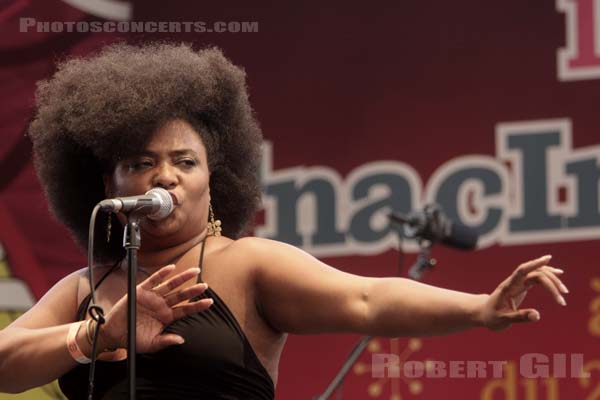 THE BELLRAYS - 2008-07-26 - PARIS - Paris Plage (Pont de Sully) - 